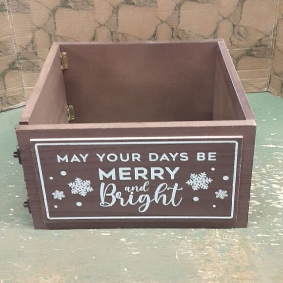 Mini tree collar to set your tree in to hide base - Picture 3 of 8